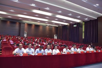 定制開放教育套餐，助力新就業(yè)群體成才——非學(xué)歷職業(yè)技能培訓(xùn)服務(wù)的實(shí)踐與思考